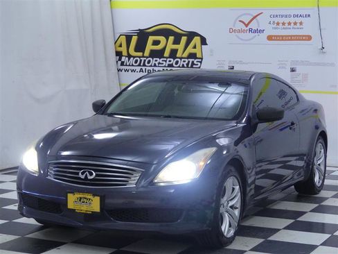 Used 2010 INFINITI G37 x w/ Premium Pkg image 4
