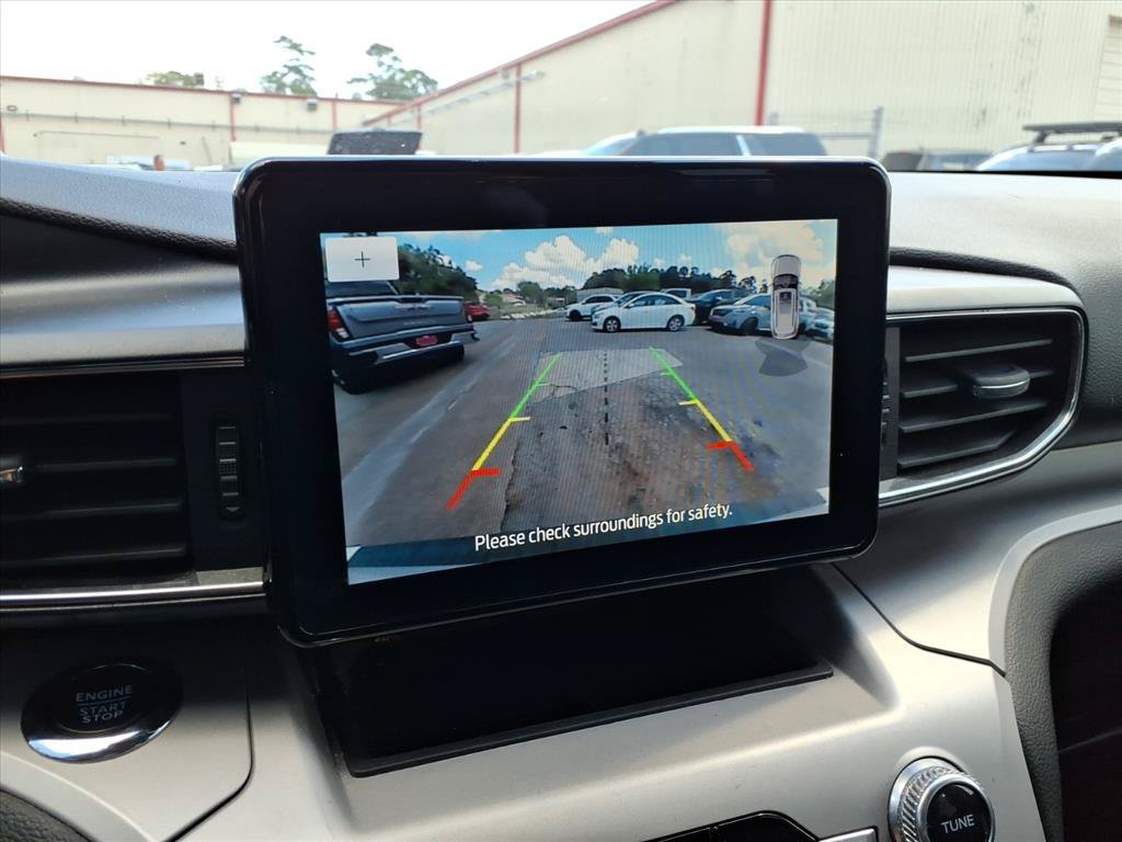 Used 2024 Ford Explorer XLT w/ Equipment Group 202A RWD image 24
