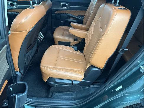 Used 2022 Kia Sorento SX Prestige w/ Rust Color Package AWD/4WD image 13