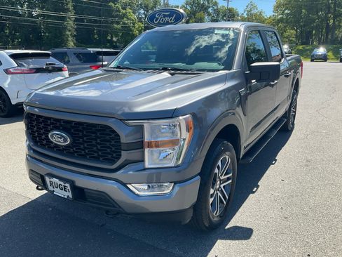 Certified 2022 Ford F150 XL w/ STX Appearance Package image 8
