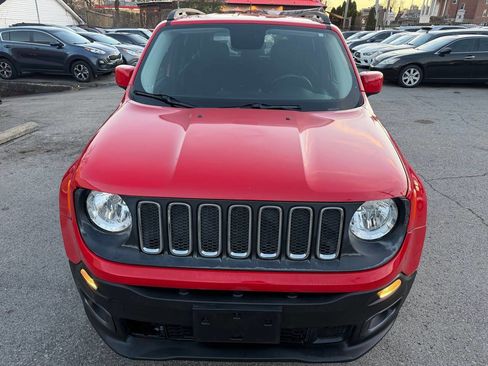 Used 2016 Jeep Renegade Latitude w/ Cold Weather Group image 9