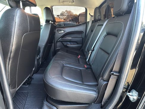 Used 2019 Chevrolet Colorado ZR2 w/ LPO, Premium Interior Package image 14