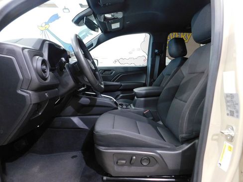 Used 2024 Chevrolet Colorado Trail Boss w/ Safety Package AWD/4WD image 31