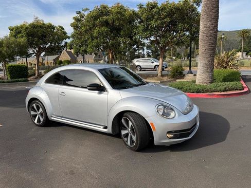 Used 2012 Volkswagen Beetle 2.0T FWD image 12
