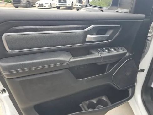 Used 2019 RAM 1500 Big Horn AWD/4WD image 9