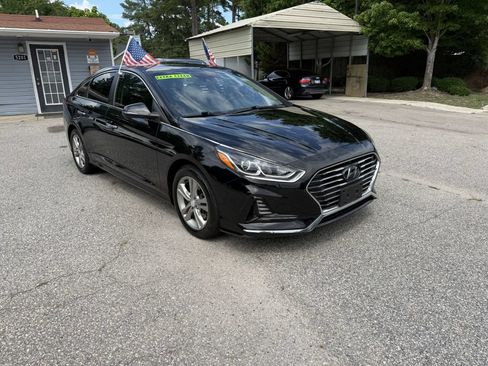 Used 2018 Hyundai Sonata SEL w/ Tech Package 02 FWD image 3