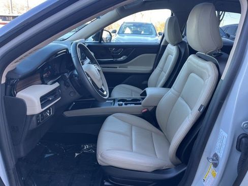 Used 2025 Lincoln Corsair Grand Touring w/ Equipment Group 301A image 25