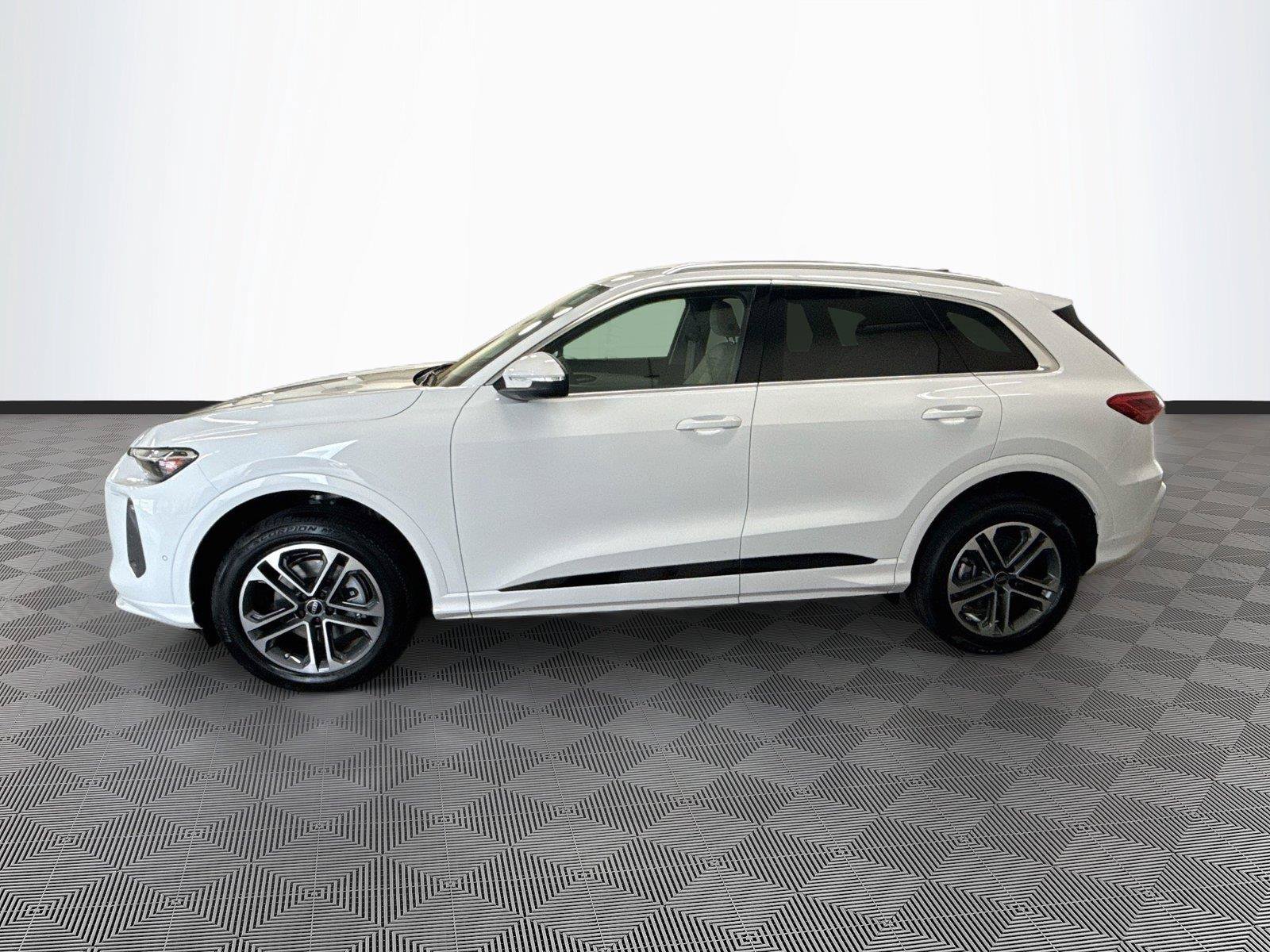 New 2026 Audi Q5 Premium AWD/4WD image 4