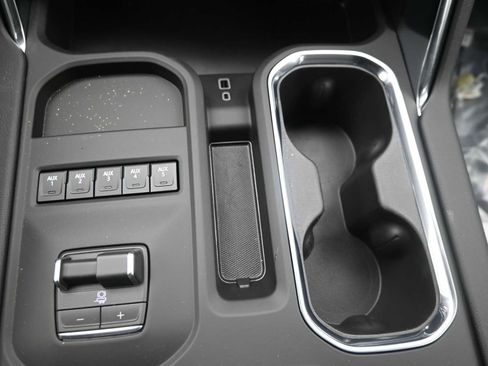 New 2026 GMC Sierra 2500 Denali w/ Denali Reserve Package image 19