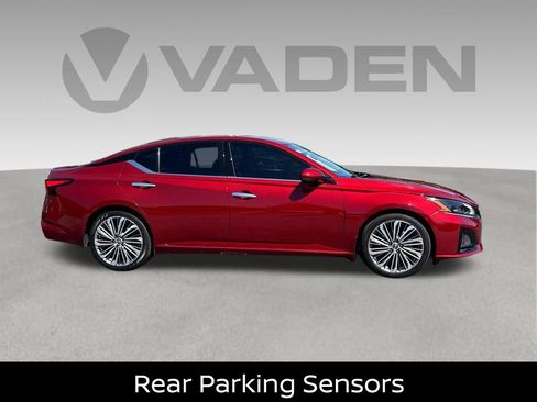 Used 2023 Nissan Altima 2.5 SL FWD image 27