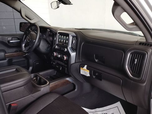 Used 2021 GMC Sierra 1500 Elevation w/ Preferred Package RWD image 11
