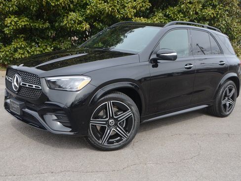 Used 2025 Mercedes-Benz GLE 350 4MATIC w/ AMG Line Exterior image 5