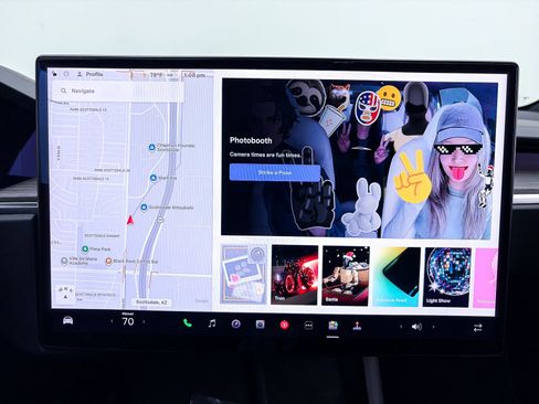 Used 2023 Tesla Model X image 22