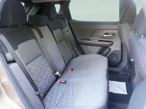 Used 2025 Nissan Kicks SV image 23