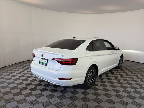 Used 2020 Volkswagen Jetta SE FWD image 10