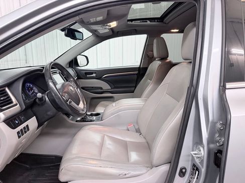 Used 2015 Toyota Highlander Limited FWD image 8