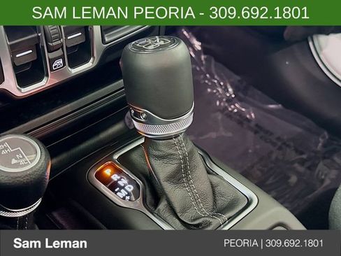 New 2026 Jeep Gladiator Sport AWD/4WD image 17