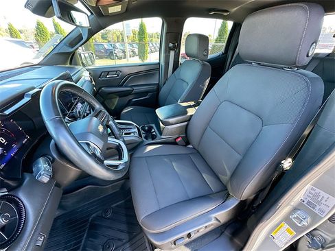 Used 2023 Chevrolet Colorado LT w/ LT Convenience Package II image 20