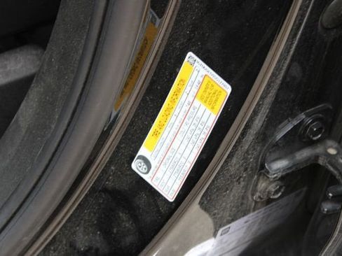 Used 2025 GMC Sierra 1500 SLT image 31