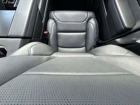 Used 2024 Toyota Tundra Platinum image 14