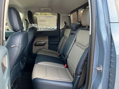 New 2025 Ford Maverick Lariat image 20