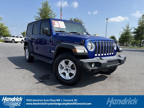 Used 2019 Jeep Wrangler Unlimited Sport S AWD/4WD image 1