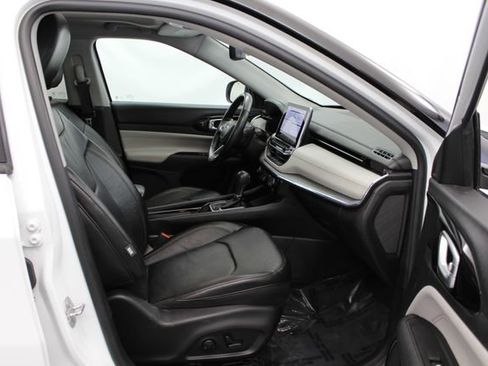 Used 2022 Jeep Compass Limited w/ Elite Group AWD/4WD image 31