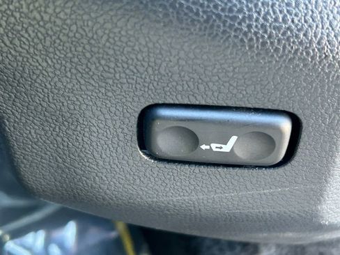 Used 2024 Toyota Sequoia Platinum image 20