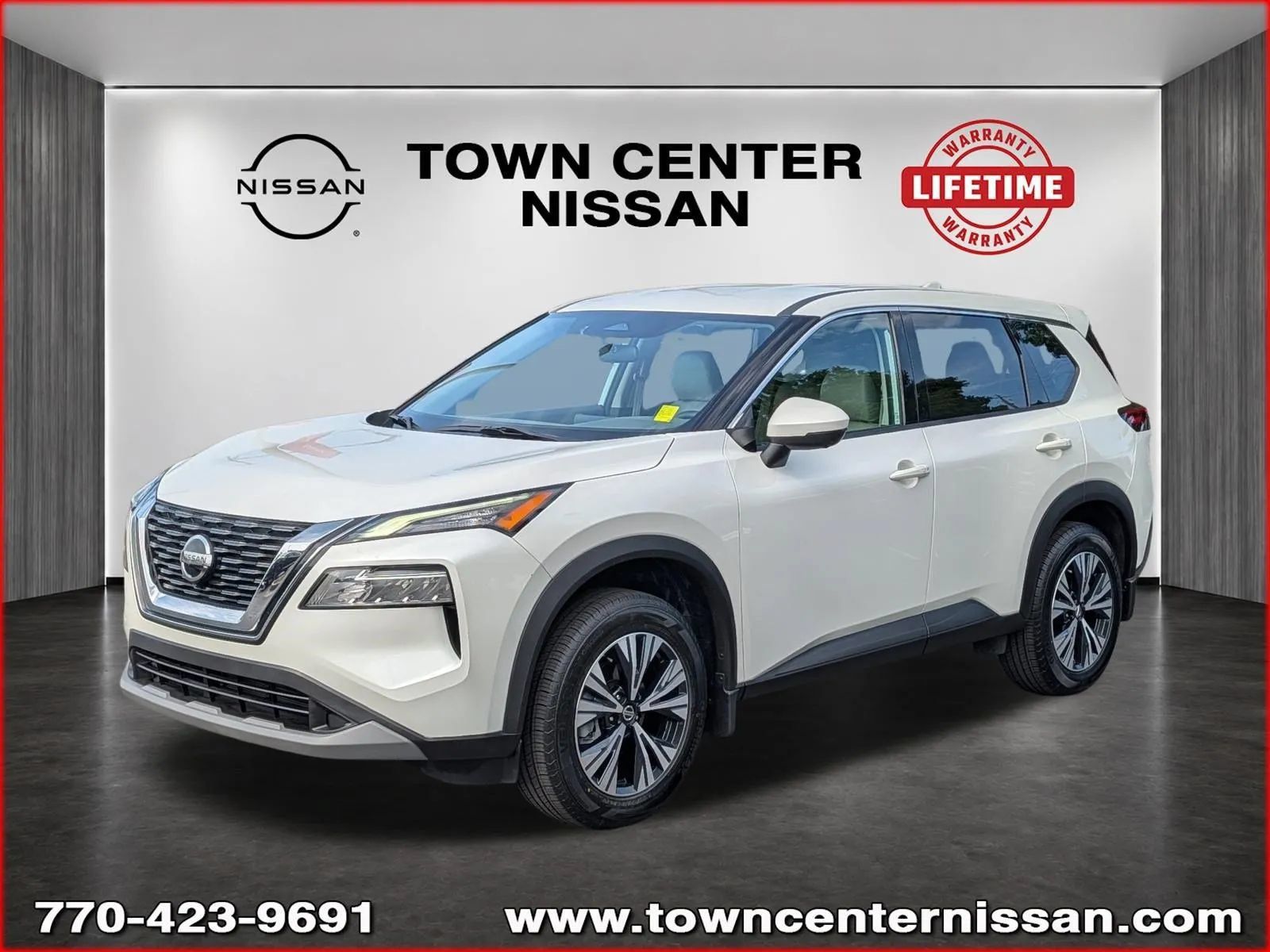 Used 2021 Nissan Rogue SV FWD image 3