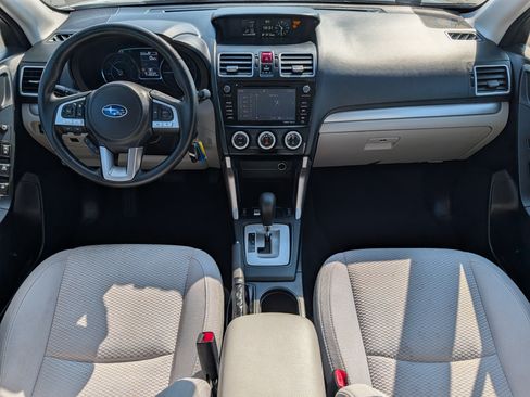 Used 2018 Subaru Forester 2.5i Premium AWD/4WD image 10