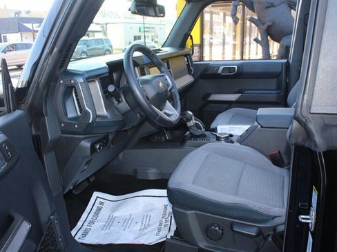 Used 2023 Ford Bronco Outer Banks AWD/4WD image 12