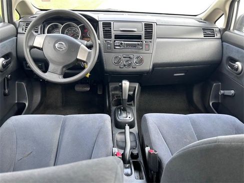 Used 2011 Nissan Versa Sedan image 7