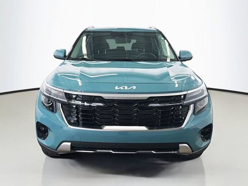 New 2026 Kia Seltos EX FWD image 3