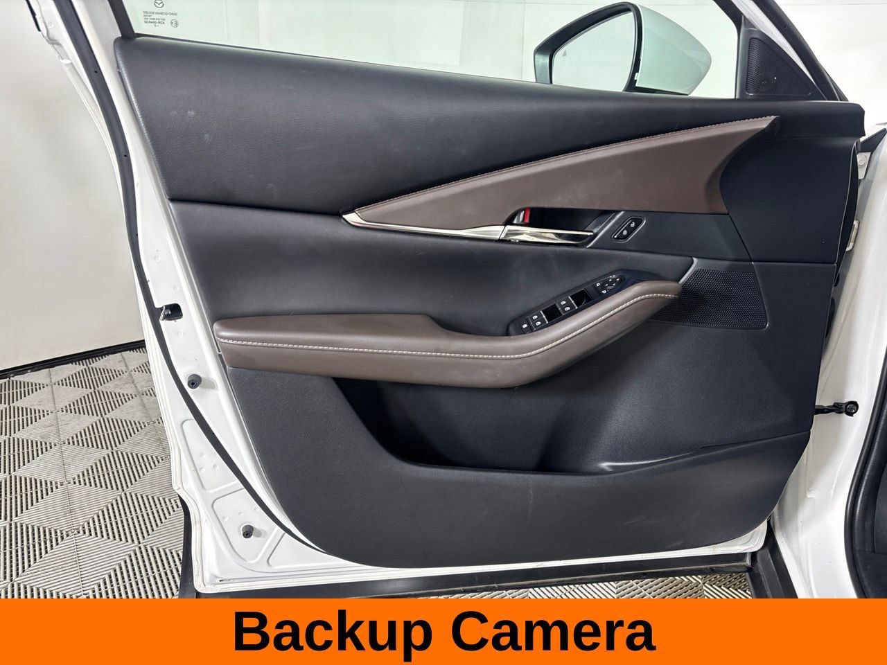 Used 2022 MAZDA CX-30 AWD 2.5 S w/ Premium Package image 11