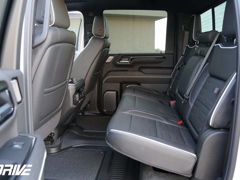 Used 2026 GMC Sierra 2500 AT4X image 34