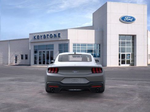 New 2026 Ford Mustang Coupe image 5