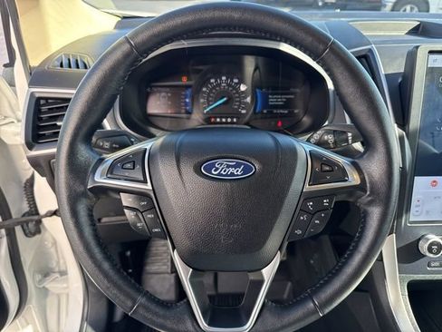 Used 2022 Ford Edge SEL w/ Convenience Package image 11