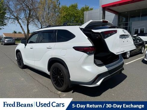 Used 2023 Toyota Highlander XSE AWD/4WD image 10