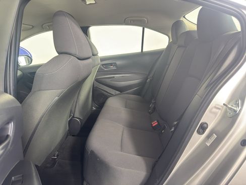 Used 2022 Toyota Corolla LE FWD image 31