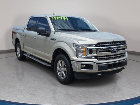 Used 2018 Ford F150 XLT w/ Equipment Group 302A Luxury AWD/4WD image 4