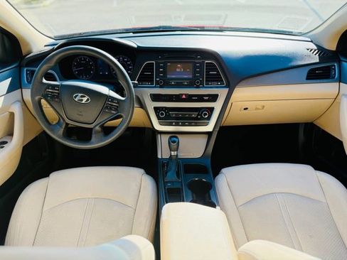 Used 2015 Hyundai Sonata SE w/ Option Group 09 image 18