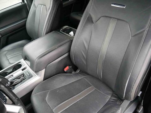 Used 2015 Ford F150 Platinum w/ Equipment Group 701A Luxury image 42