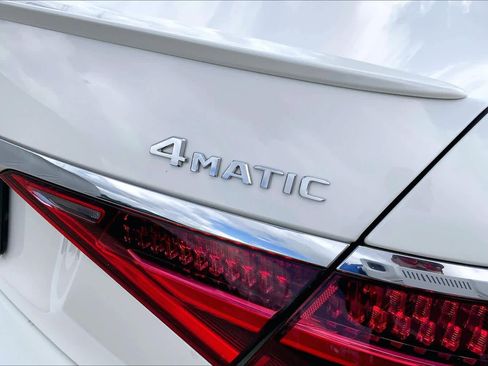Used 2022 Mercedes-Benz S 500 S 500 image 10