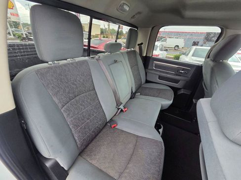 Used 2020 RAM 1500 Classic SLT w/ Luxury Group RWD image 17