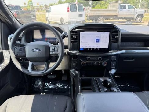 Used 2025 Ford F150 STX AWD/4WD image 13