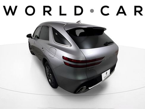 Used 2025 Genesis G70 3.3T Advanced w/ Sport Prestige Package image 10