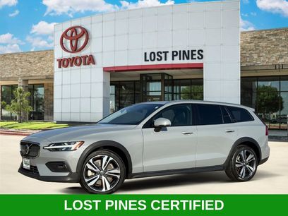 Used 2025 Volvo V60 B5 Cross Country Plus