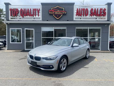 Used 2017 BMW 330i xDrive Sedan AWD/4WD image 1