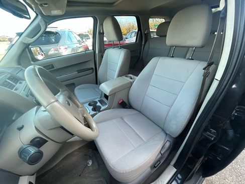 Used 2011 Ford Escape XLT w/ 202A Rapid Spec Order Code AWD/4WD image 9