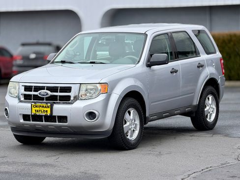 Used 2010 Ford Escape XLS image 13